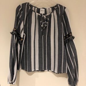 MISA black and white top